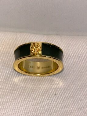 New Tory Burch green enamel ring
